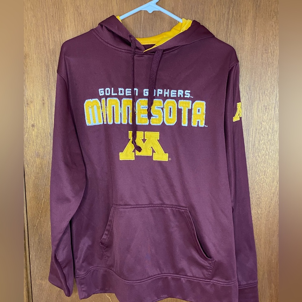 Minnesota Golden Gophers Maroon Hoodie Sz L.